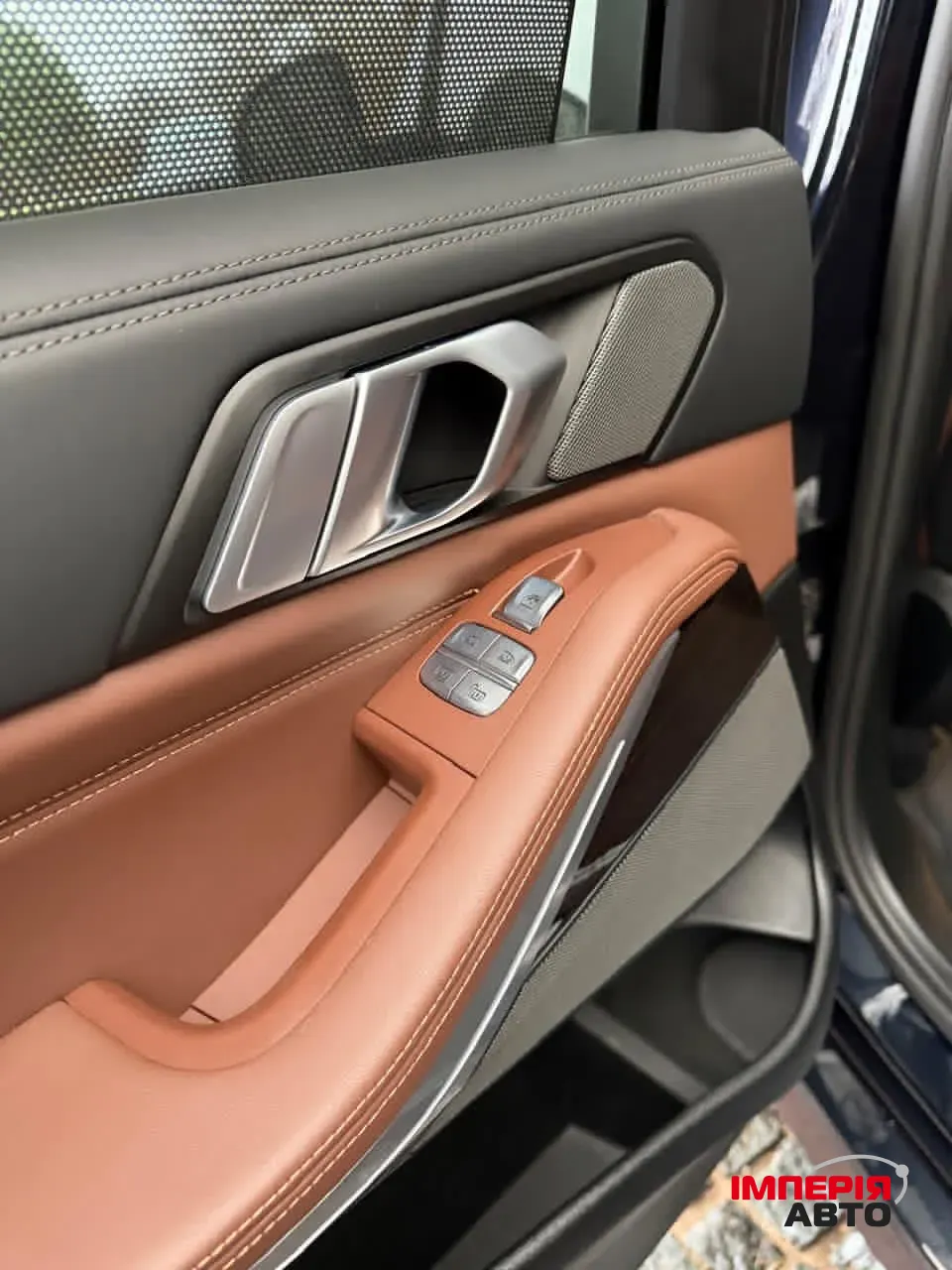 BMW X7 - фото 24