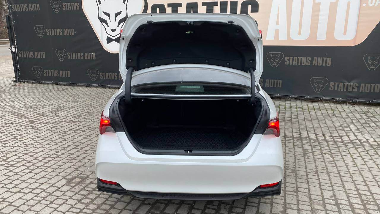 Toyota Avalon - фото 1