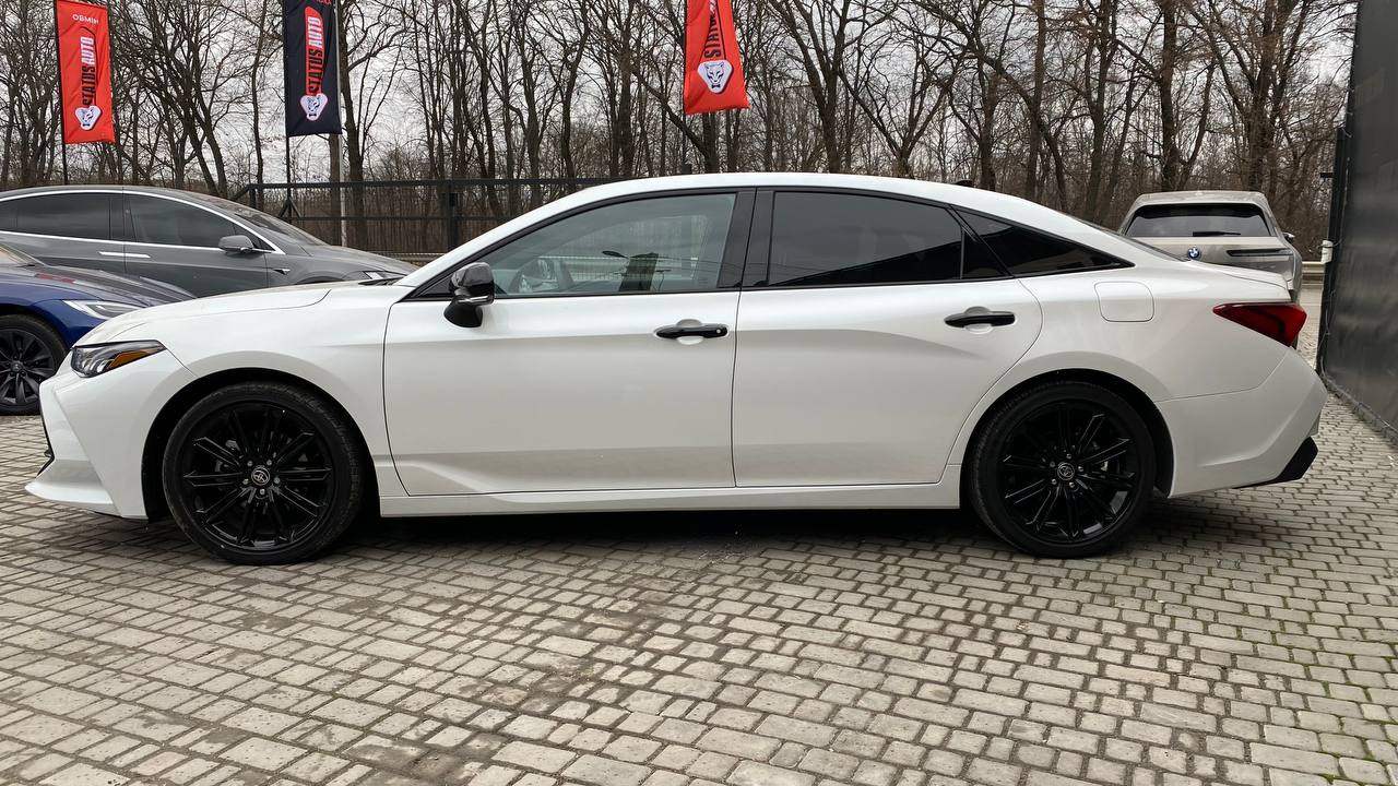 Toyota Avalon - фото 28