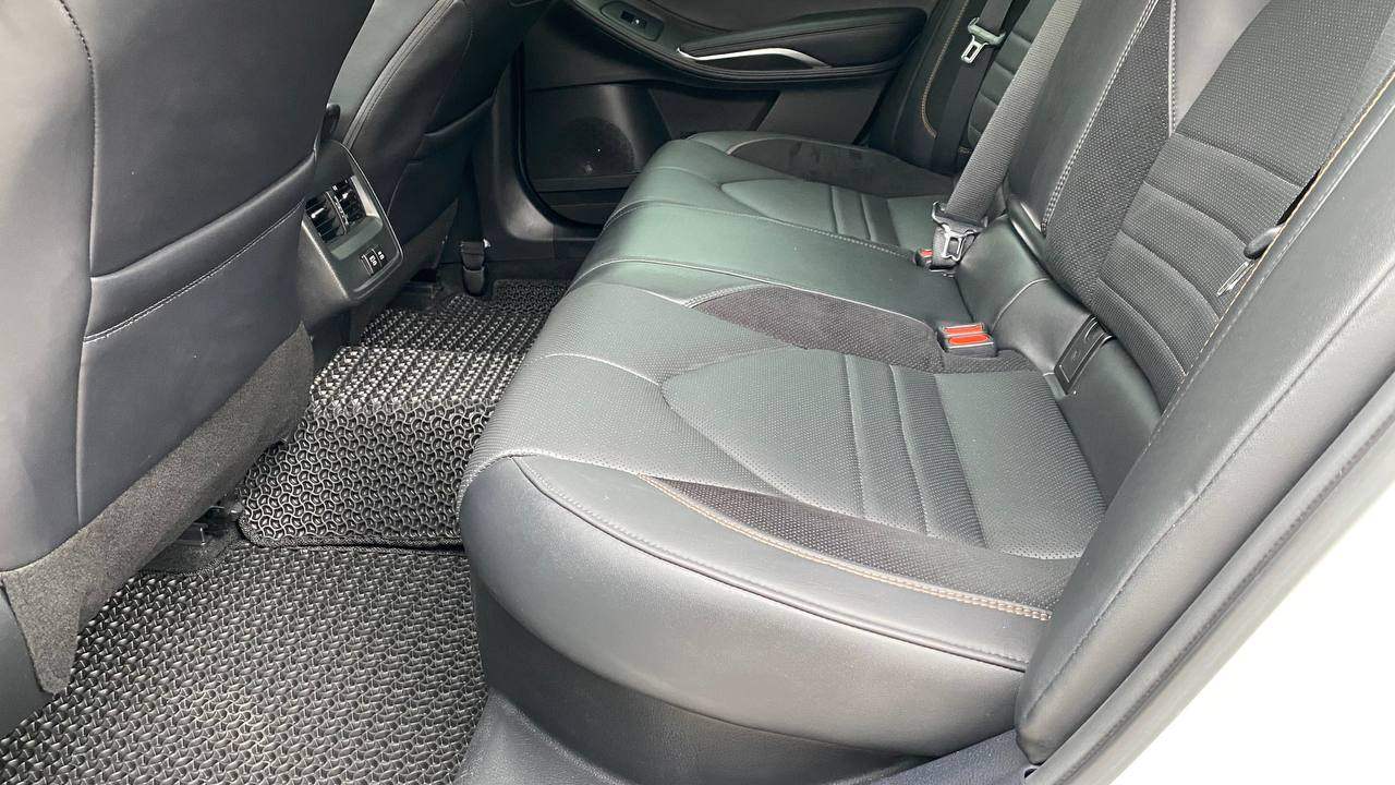 Toyota Avalon - фото 4