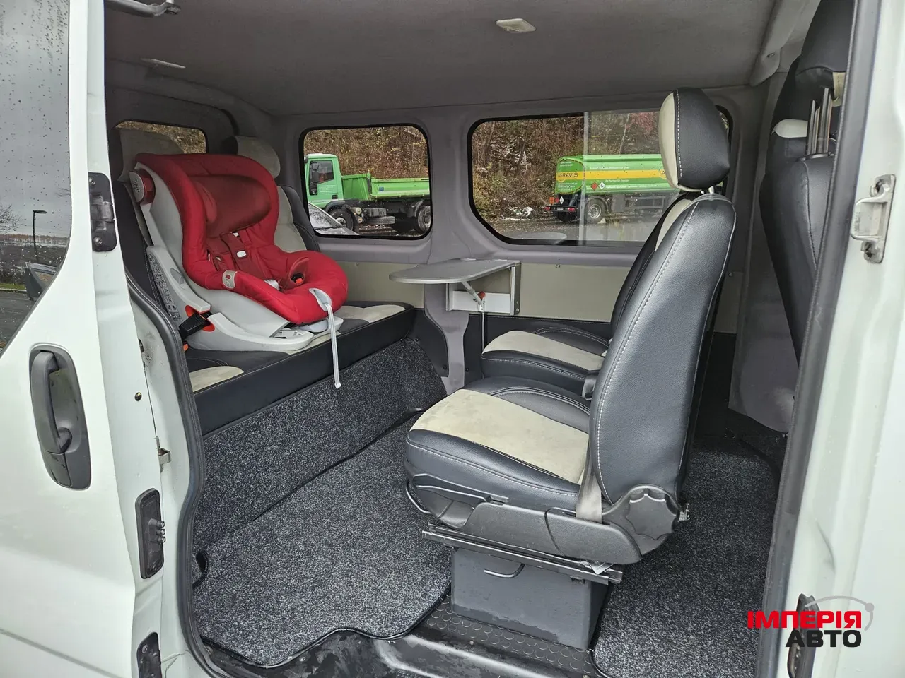 Renault Trafic - фото 7