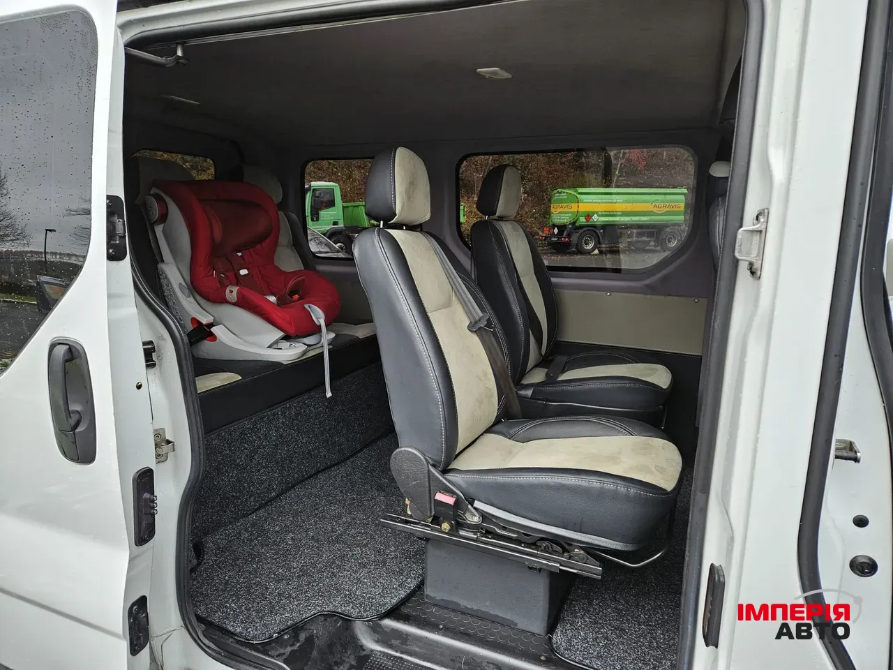 Renault Trafic - фото 14