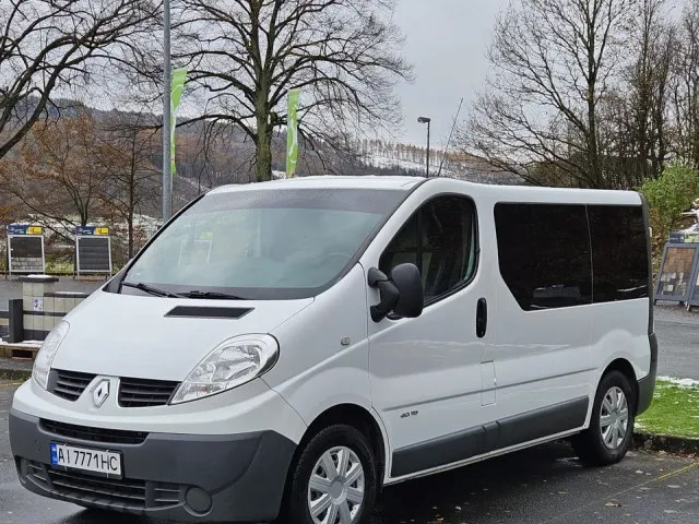 Renault Trafic - фото 5