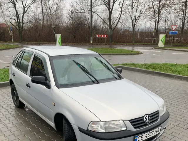 Volkswagen Pointer - фото 3