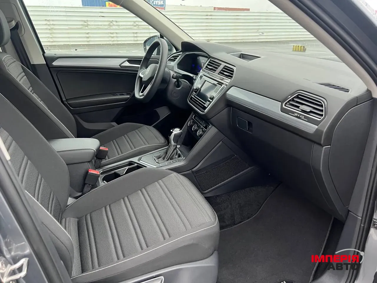Volkswagen Tiguan - фото 5