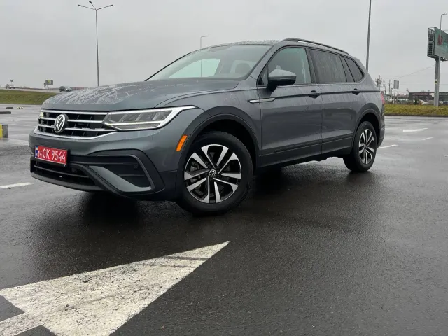 Volkswagen Tiguan - фото 1