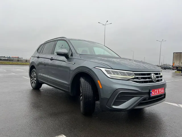 Volkswagen Tiguan - фото 2