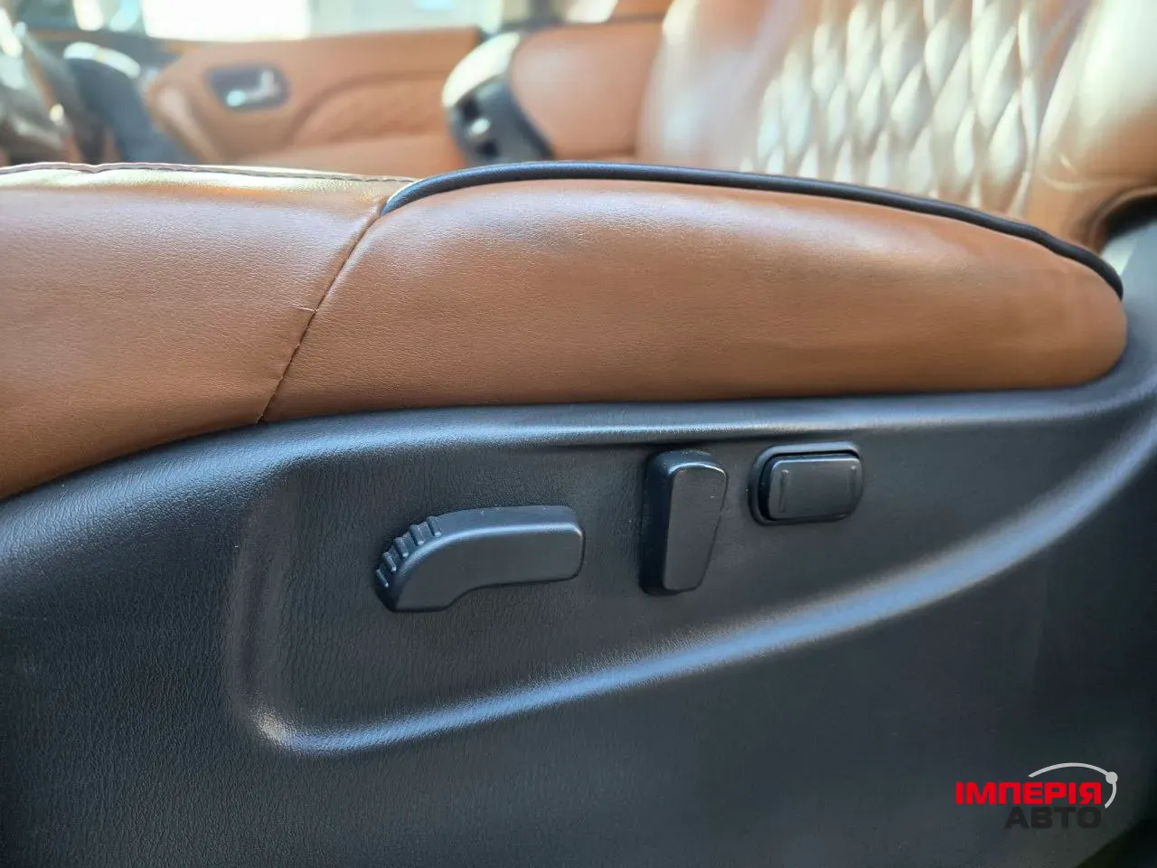 Infiniti QX80 - фото 26