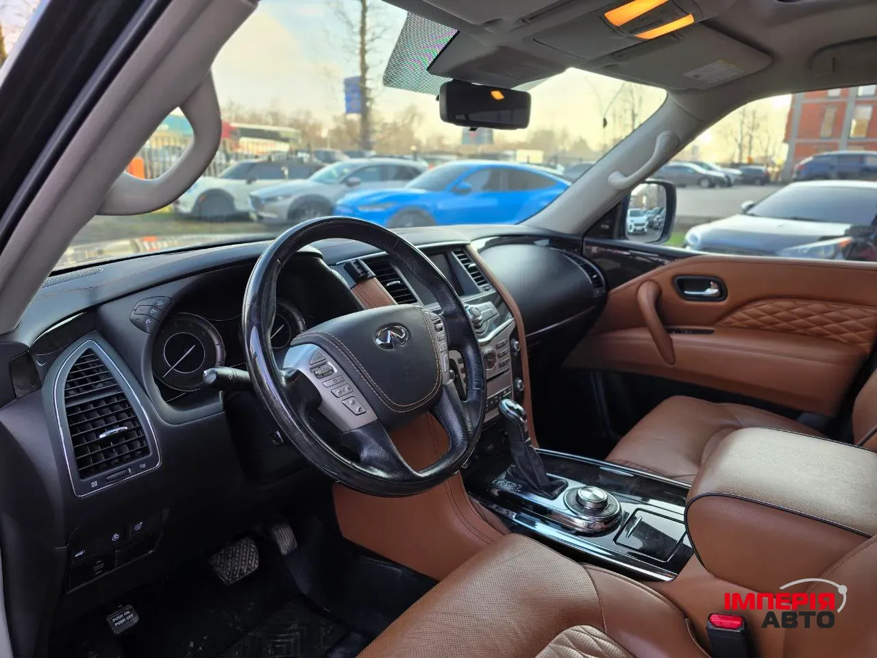 Infiniti QX80 - фото 12