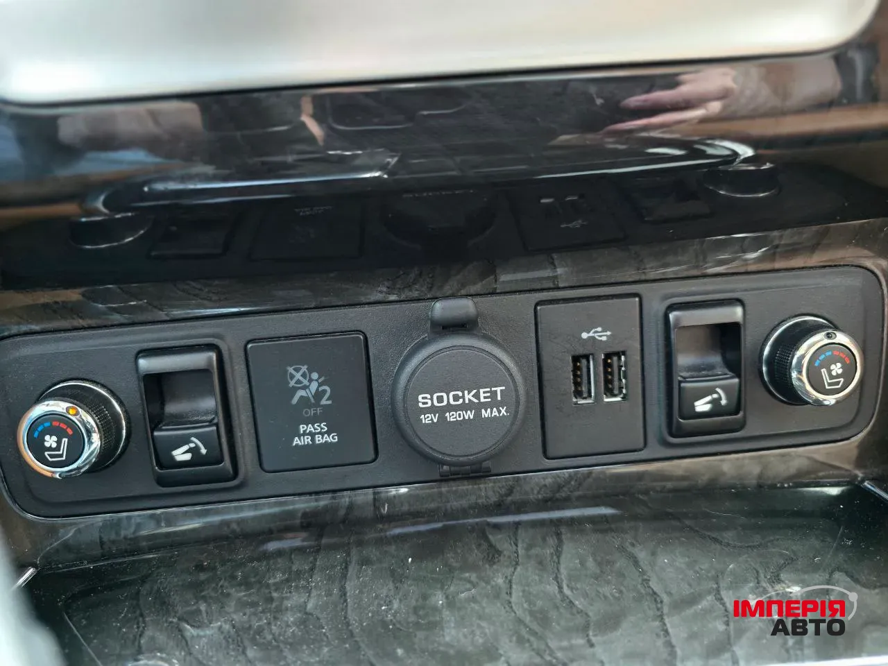 Infiniti QX80 - фото 32