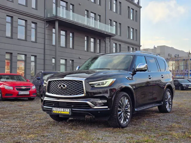 Infiniti QX80 - фото 3