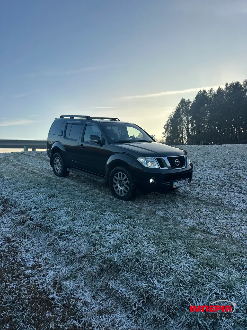 Nissan Pathfinder - фото 2