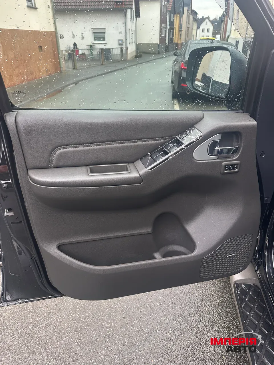 Nissan Pathfinder - фото 12