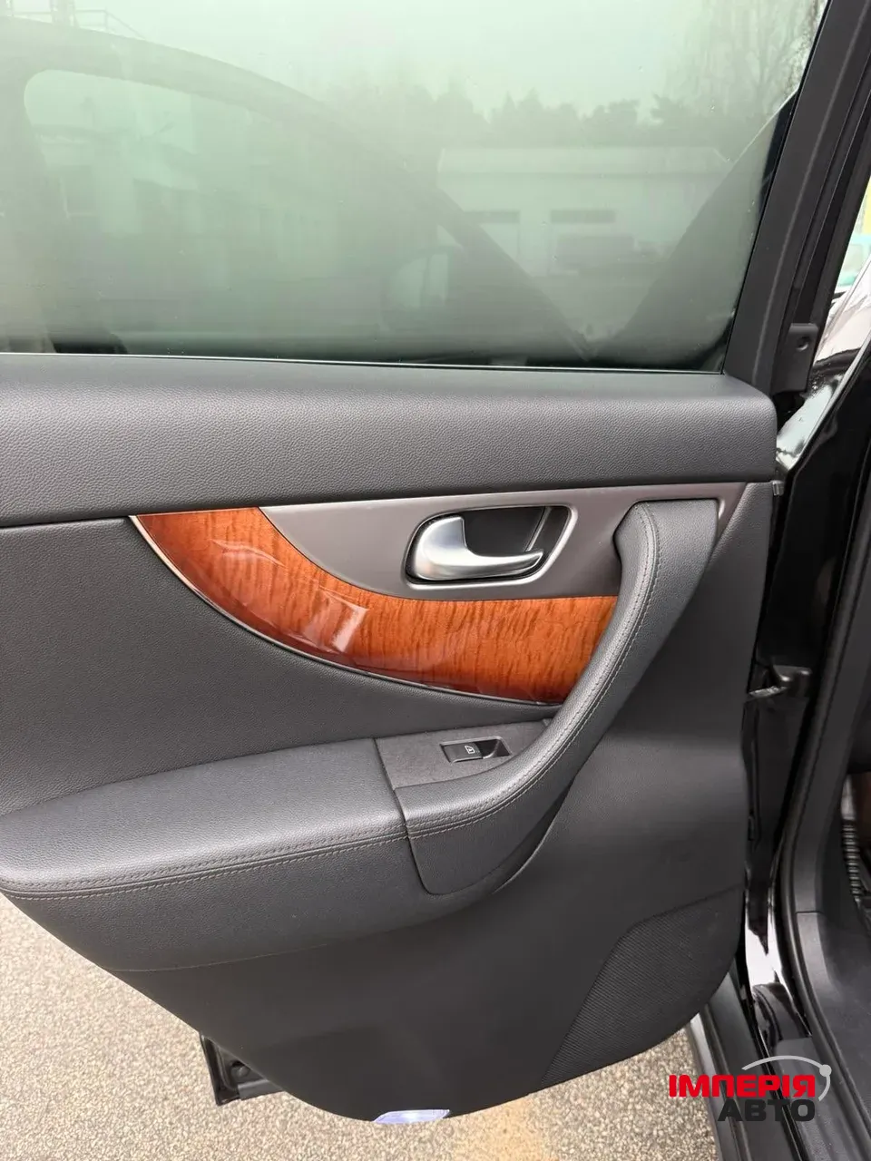 Infiniti QX70 - фото 18