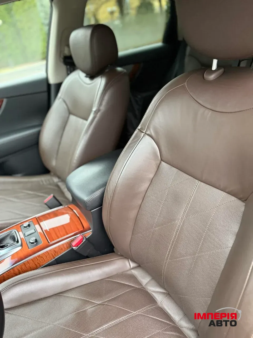 Infiniti QX70 - фото 10