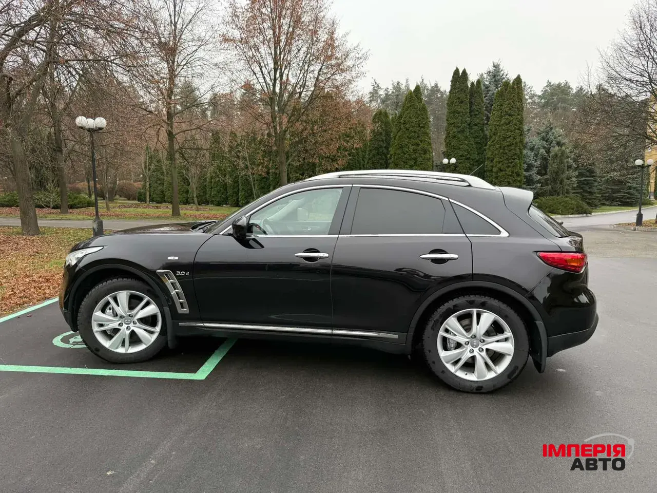 Infiniti QX70 - фото 13