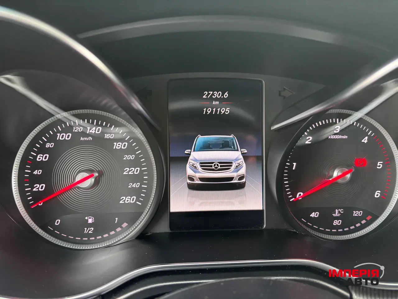 Mercedes-Benz V-Класс - фото 8