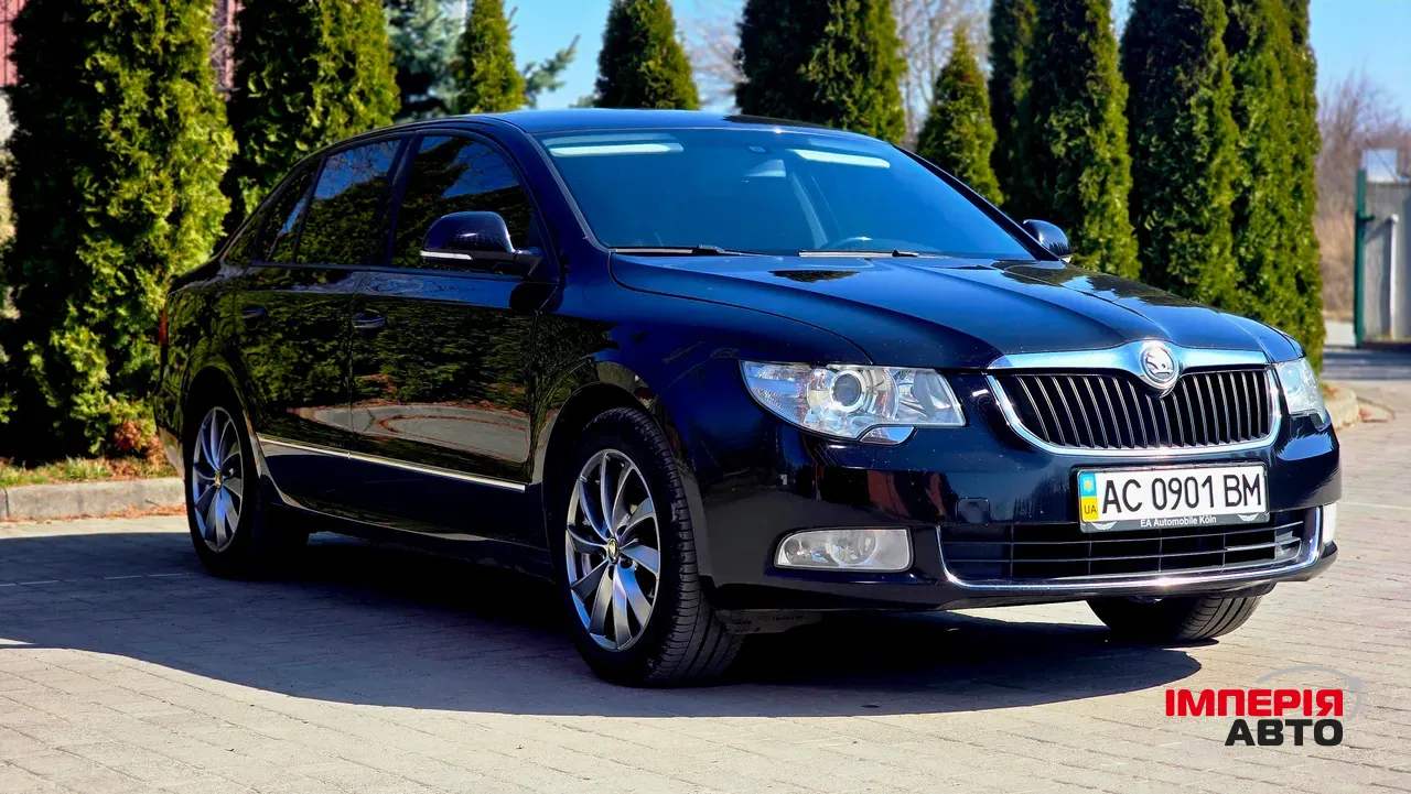 Skoda Superb - фото 1