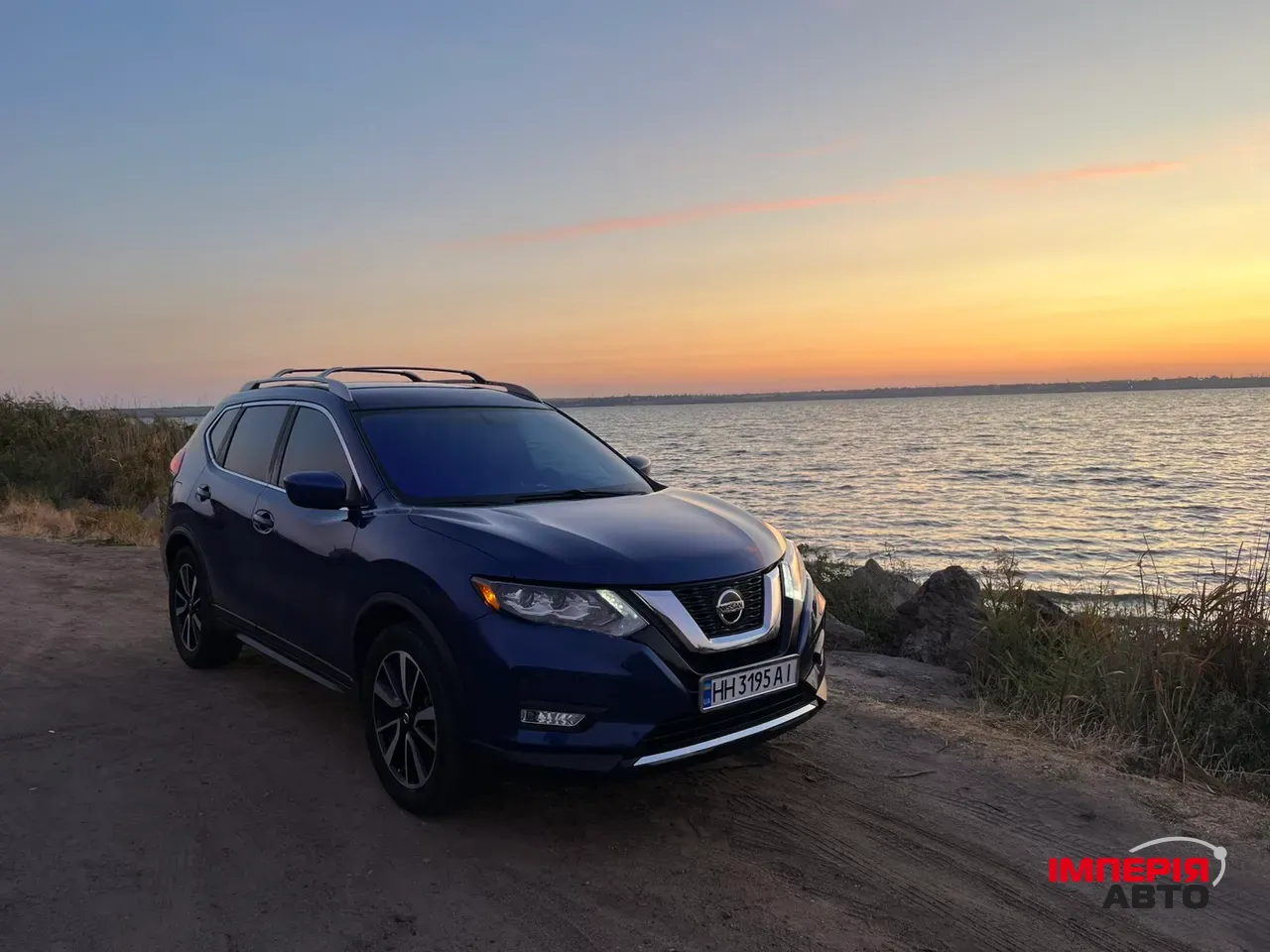 Nissan Rogue - фото 1