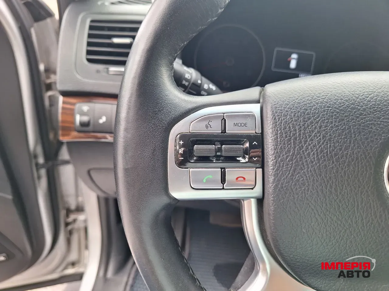 Kia Mohave - фото 26