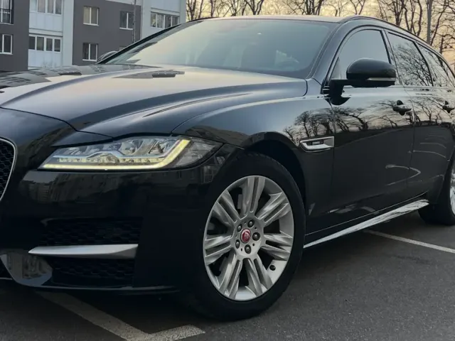 Jaguar XF - фото 3