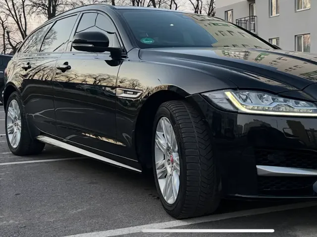 Jaguar XF - фото 2