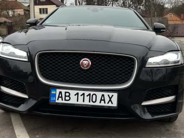 Jaguar XF - фото 1