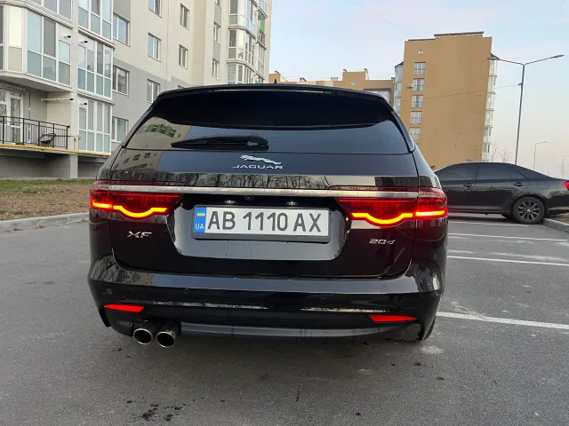 Jaguar XF - фото 5
