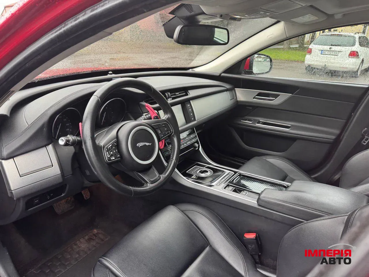 Jaguar XF - фото 5