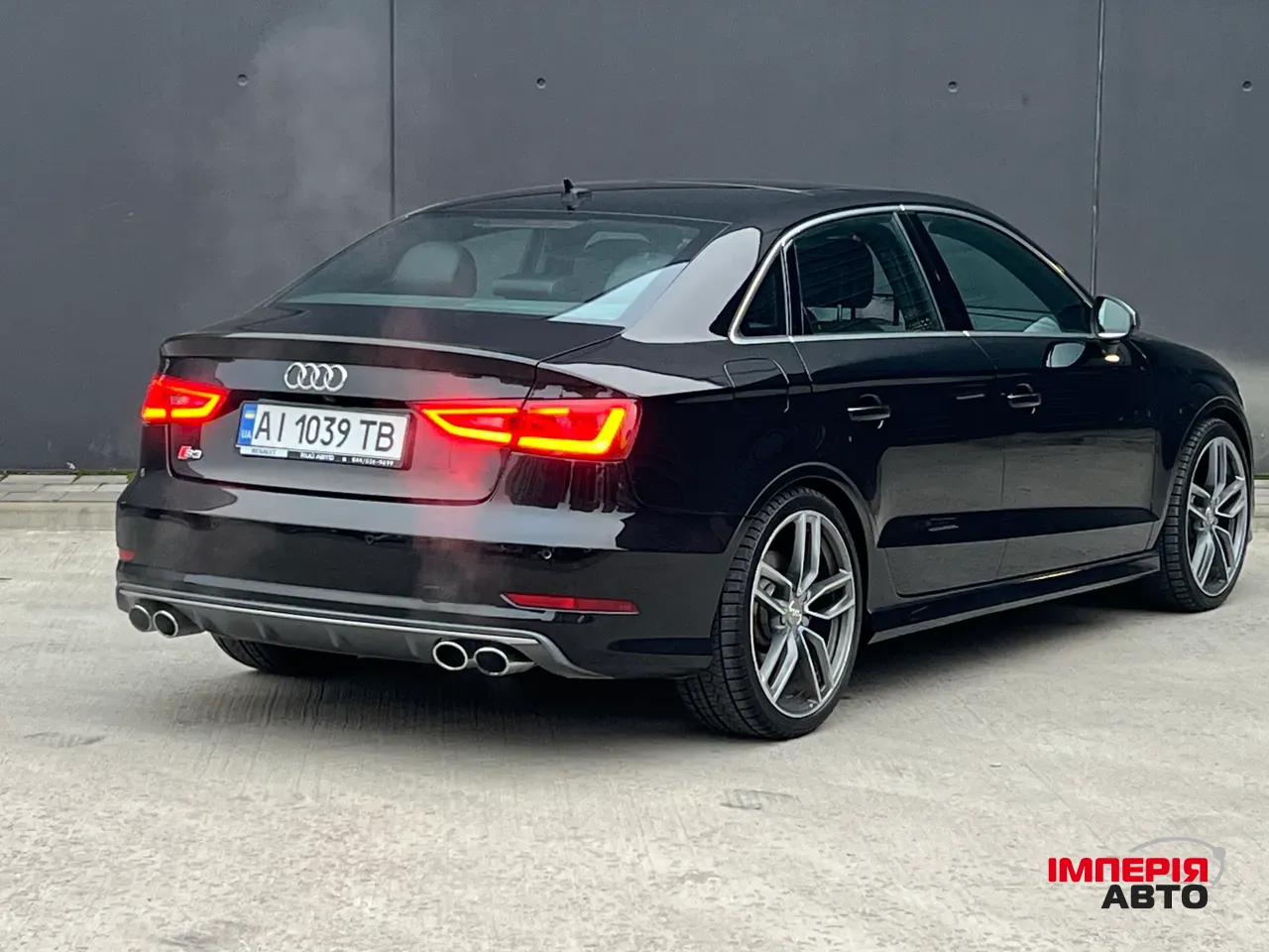 Audi S3 - фото 2