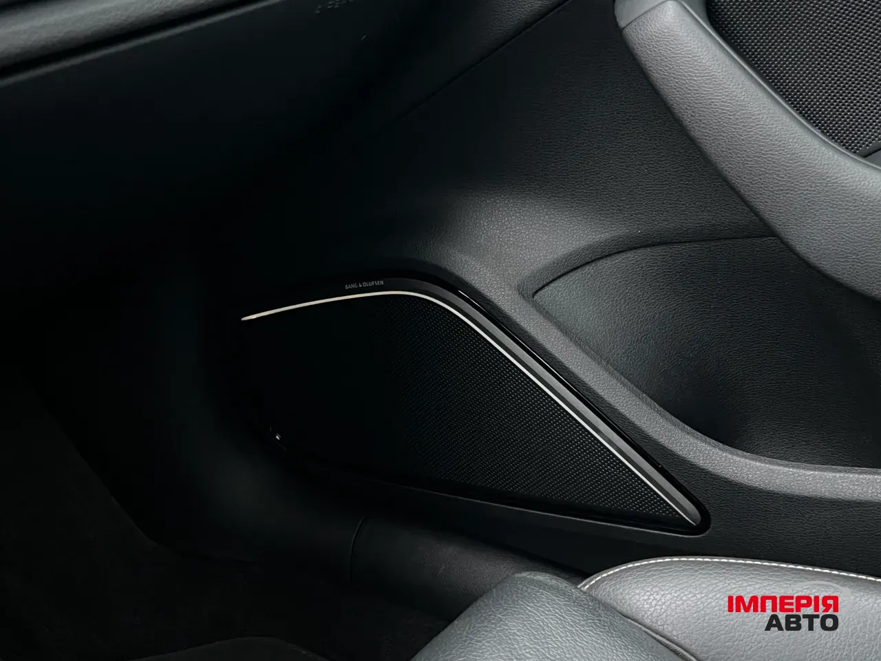 Audi S3 - фото 33