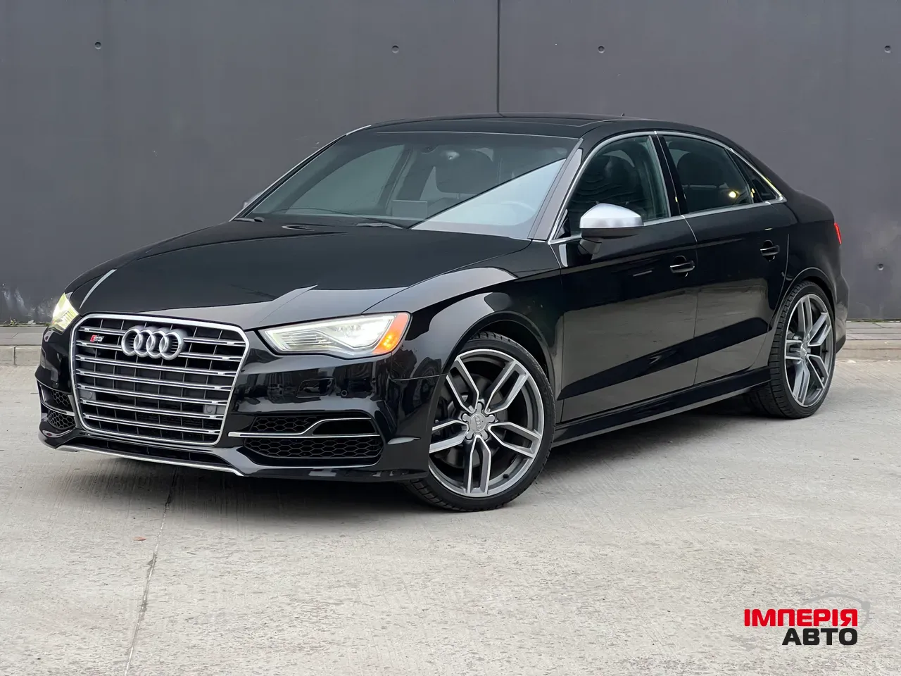 Audi S3 - фото 1