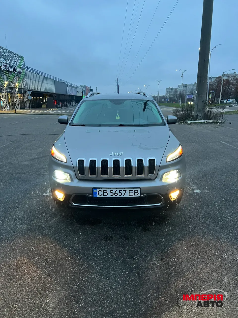 Jeep Cherokee - фото 1