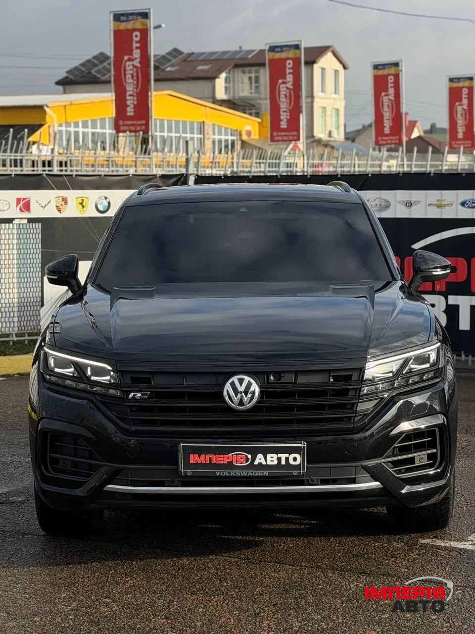 Volkswagen Touareg - фото 3