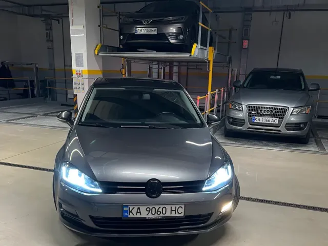 Volkswagen Golf - фото 5