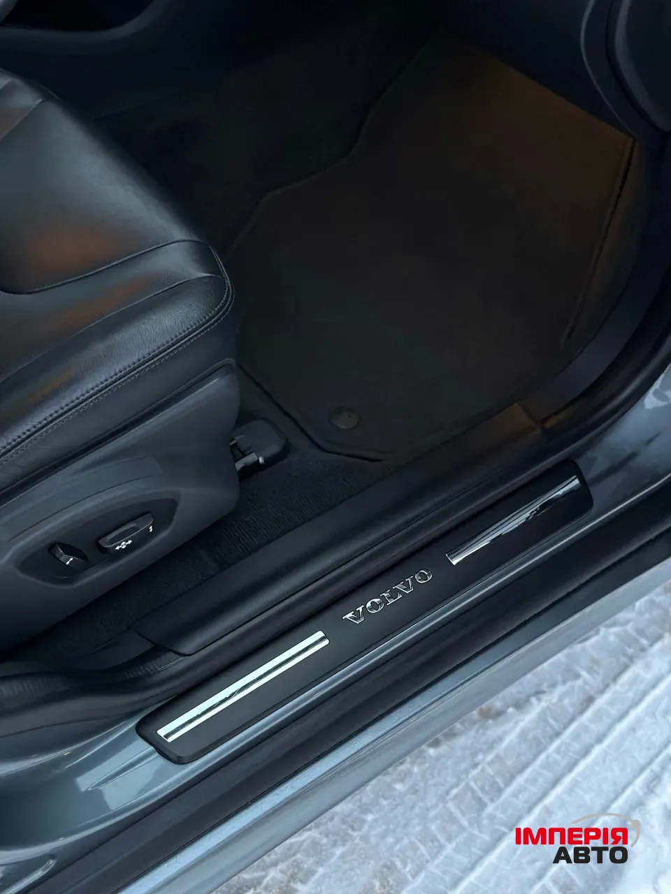 Volvo XC60 - фото 25