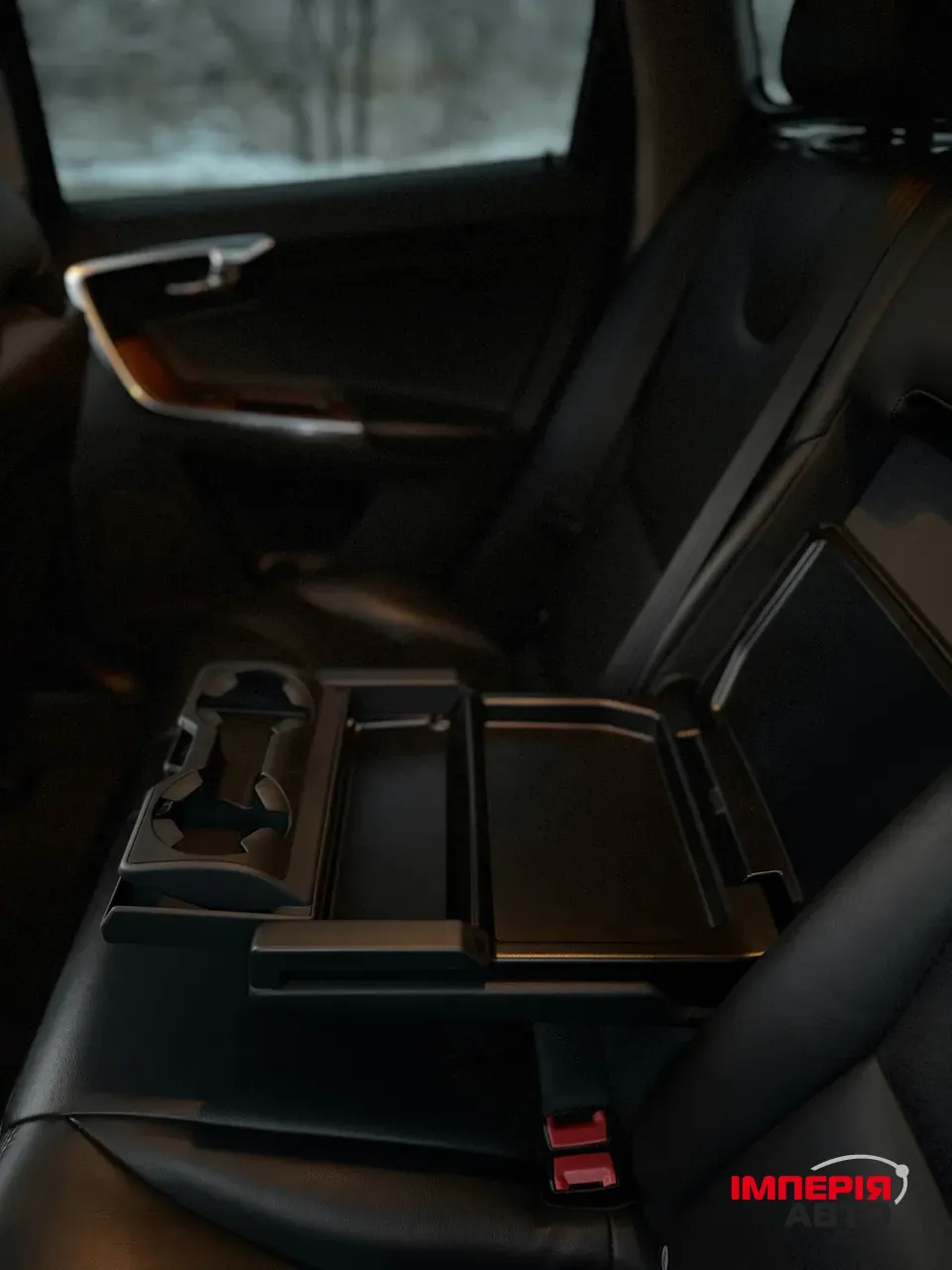 Volvo XC60 - фото 21