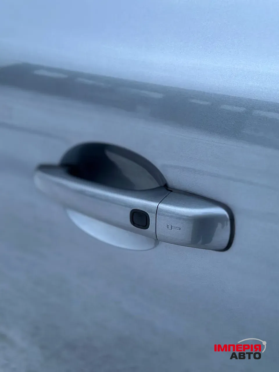 Volvo XC60 - фото 6