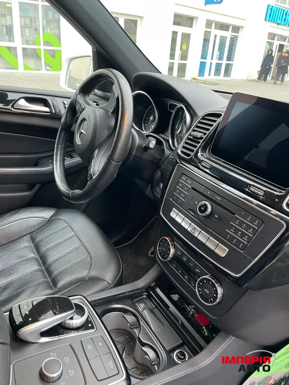 Mercedes-Benz GLE - фото 7