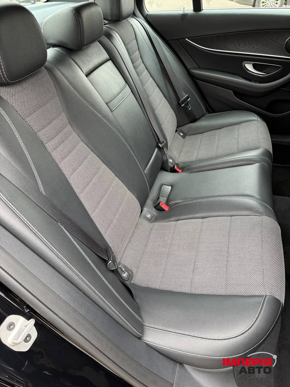 Mercedes-Benz E-Класс - фото 15