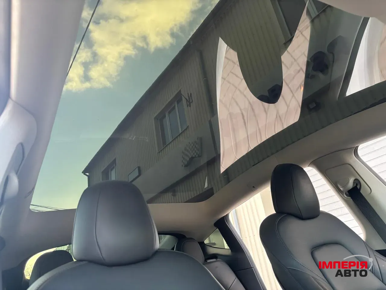 Tesla Model Y - фото 3