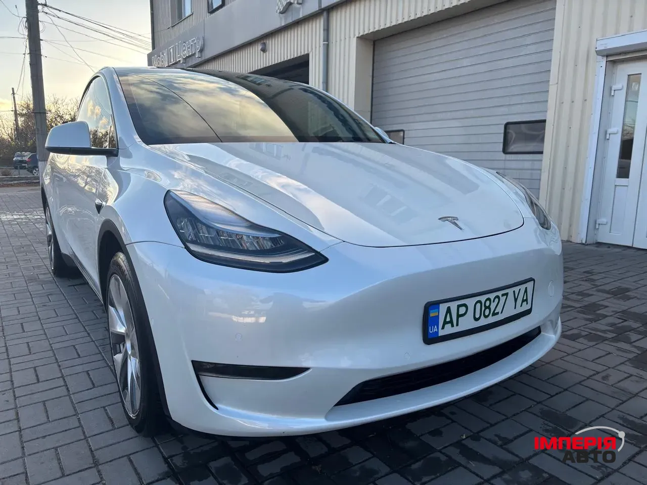 Tesla Model Y - фото 13