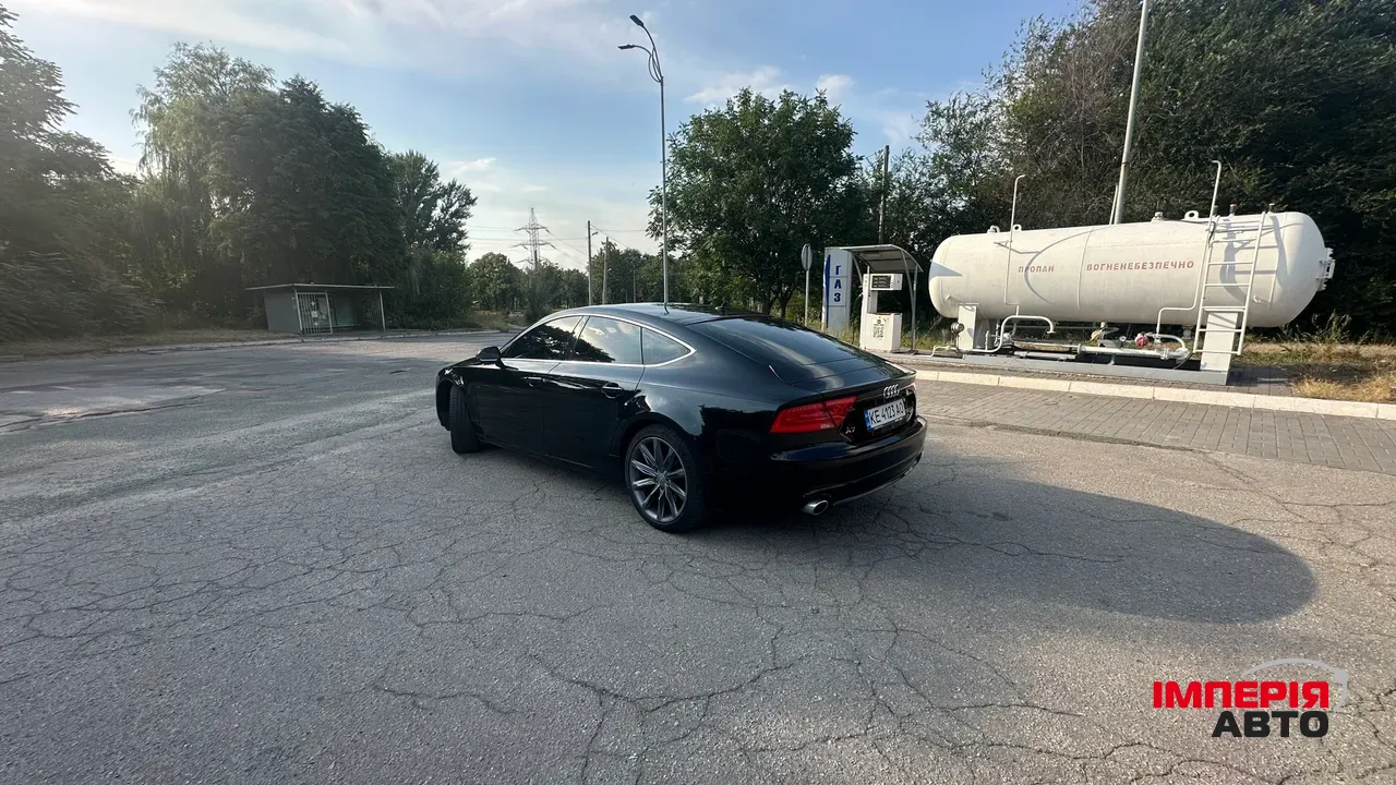Audi A7 - фото 2