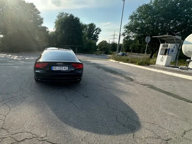 Audi A7 - фото 3