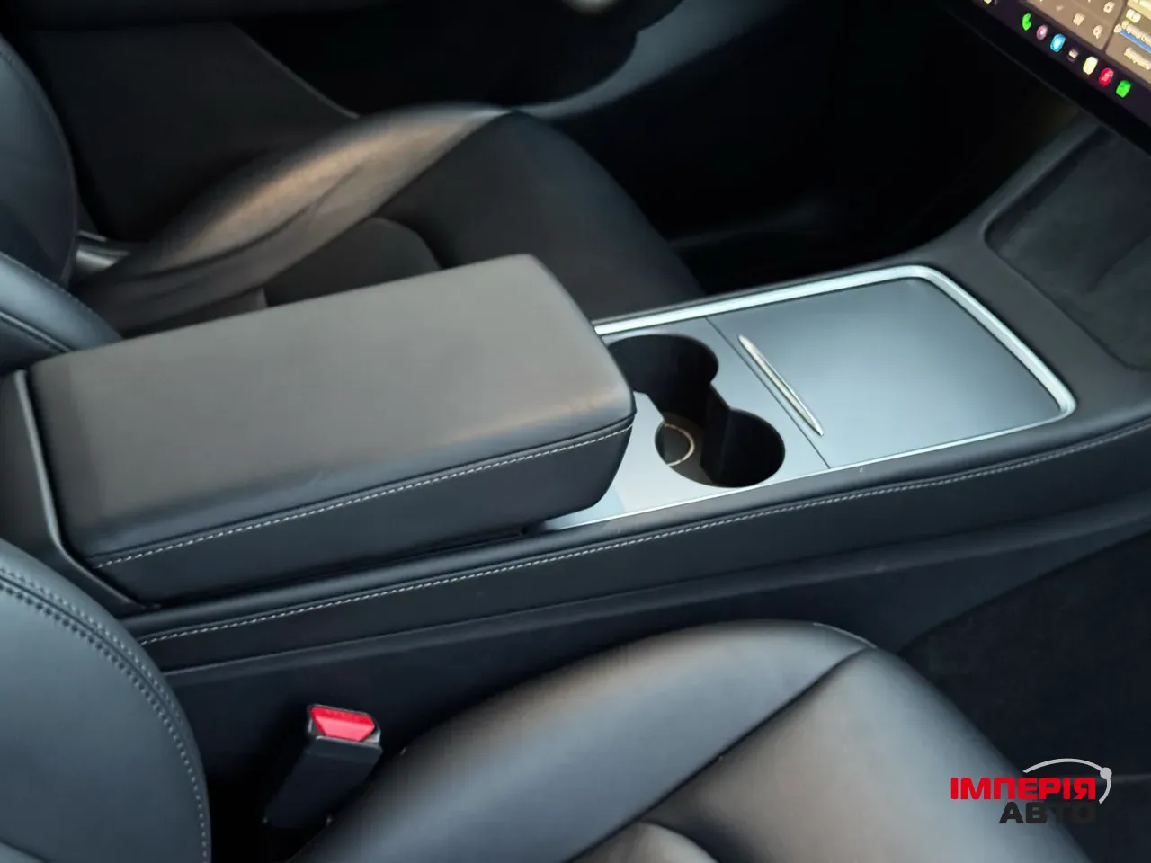 Tesla Model Y - фото 41