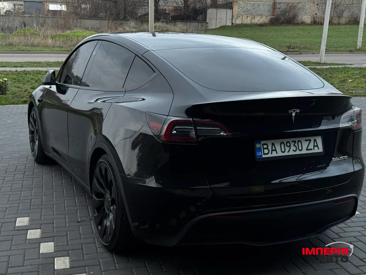 Tesla Model Y - фото 5