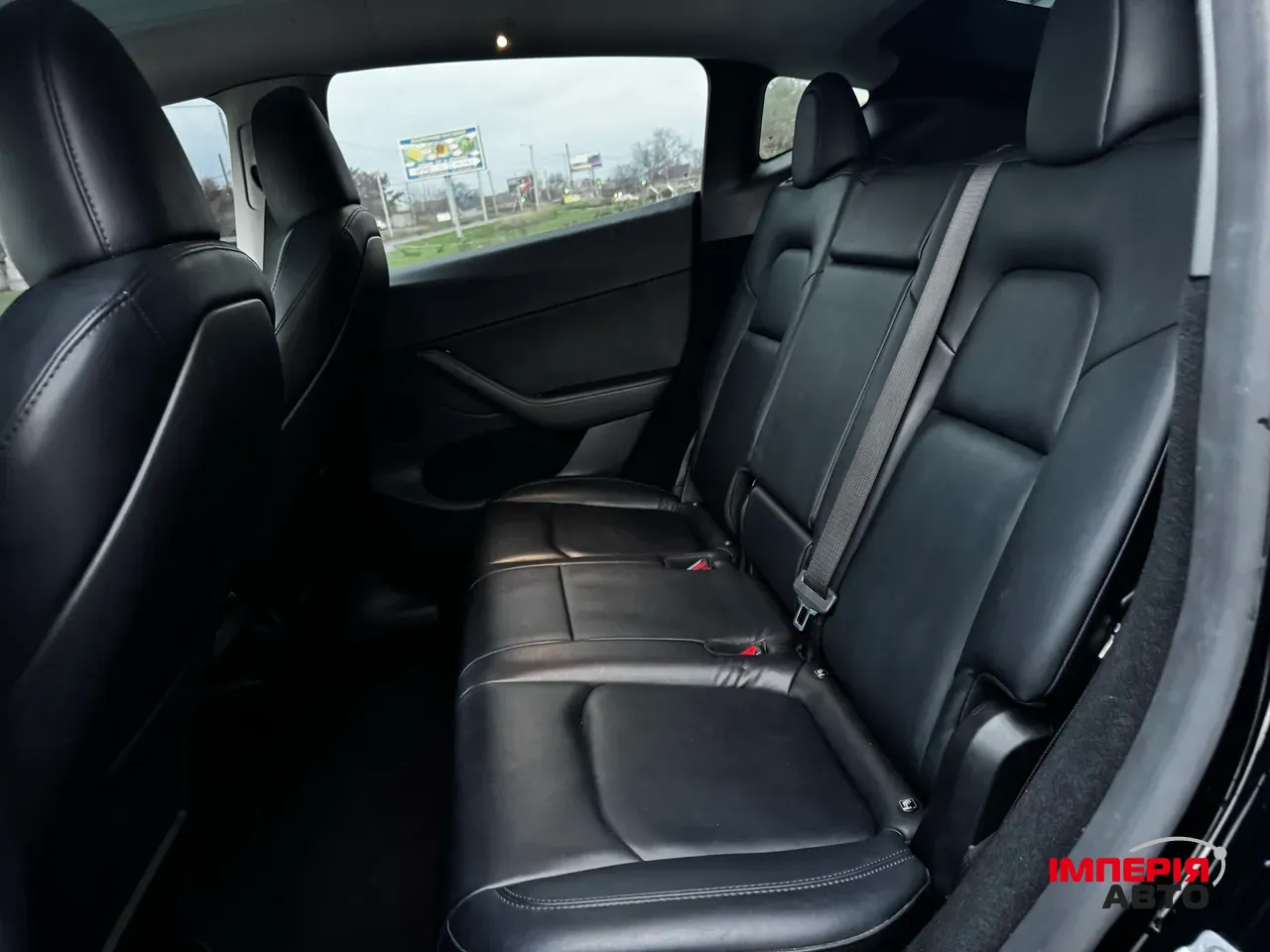 Tesla Model Y - фото 33