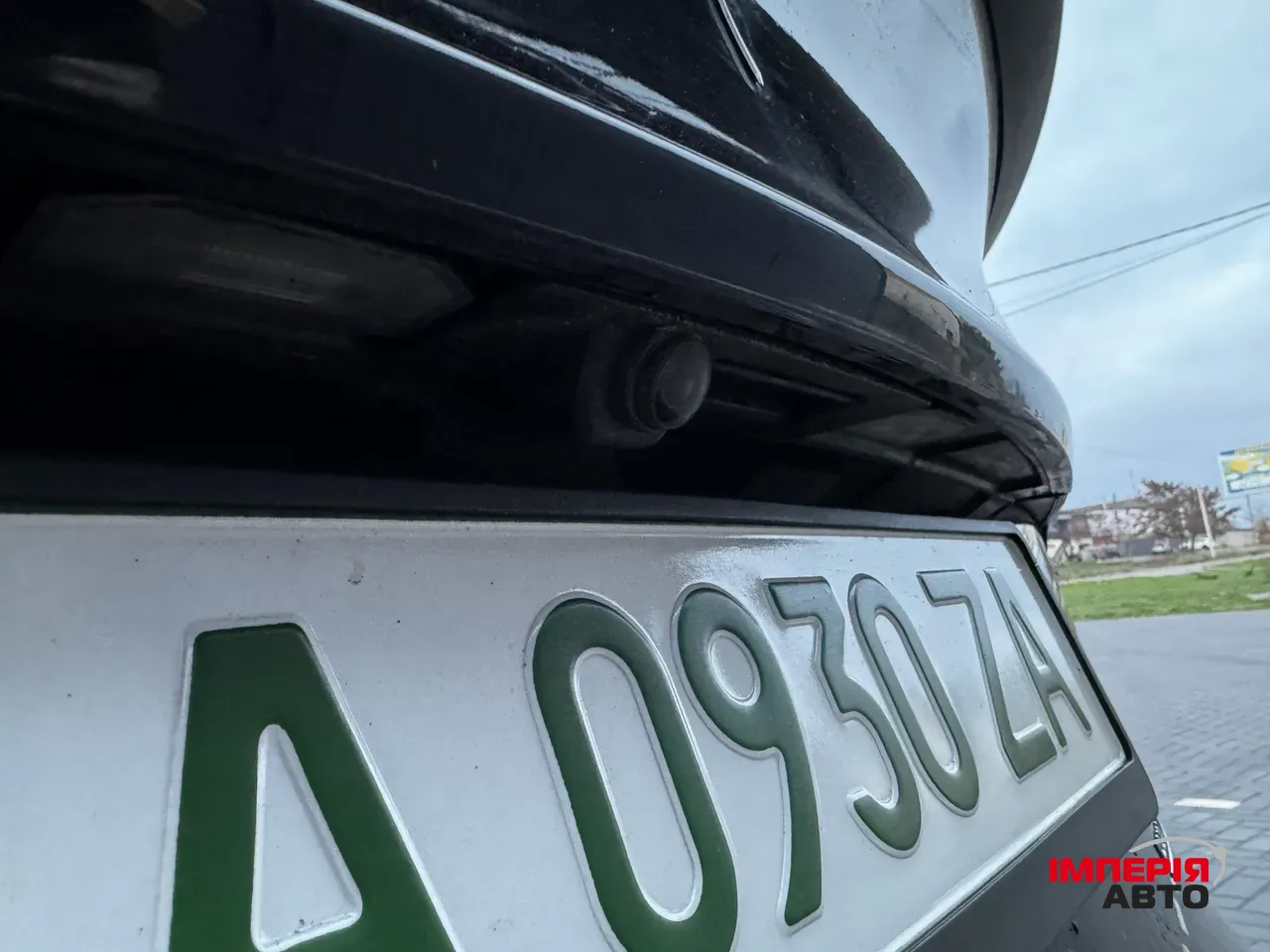 Tesla Model Y - фото 45