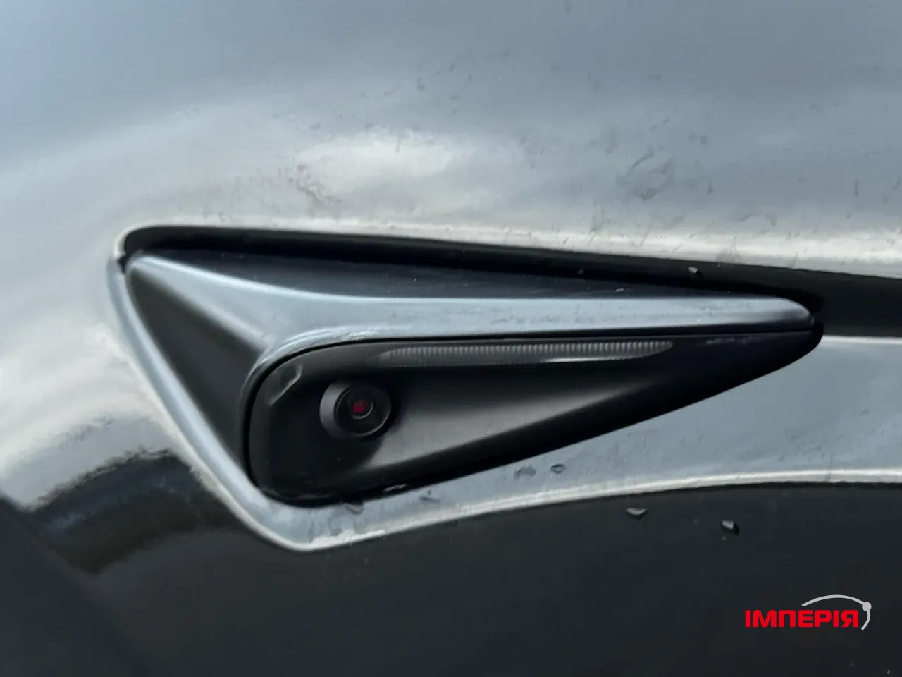 Tesla Model Y - фото 49