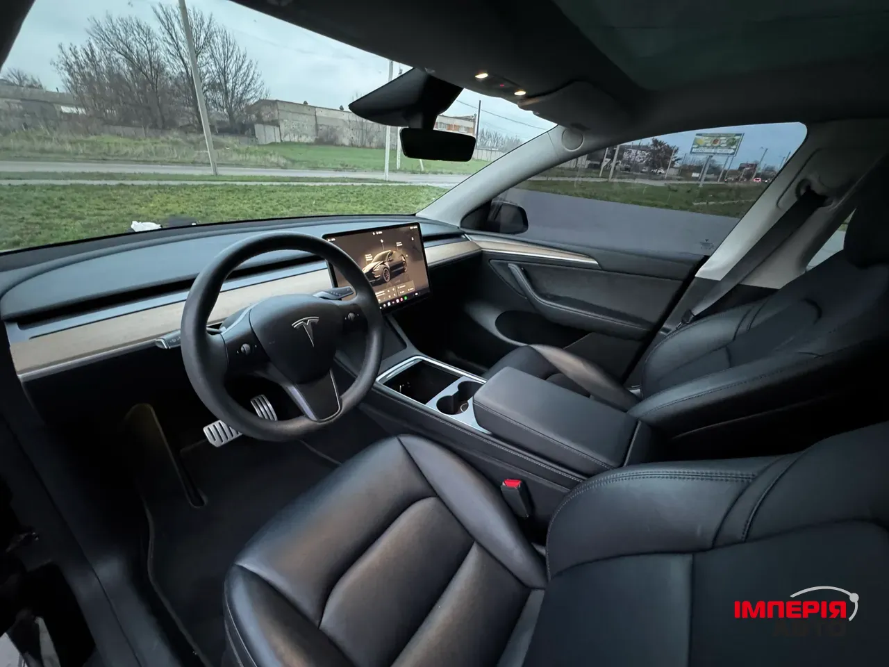 Tesla Model Y - фото 15